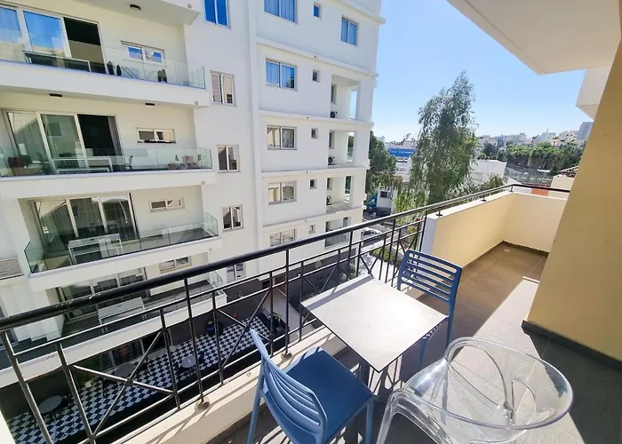 アパート Vibrance